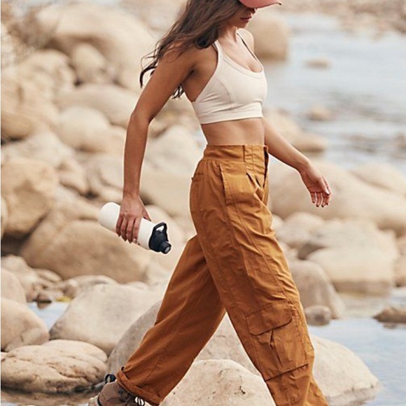 Free People Movement Mesmerize Me Pants light tan size large.  A548 - Picture 3 of 9